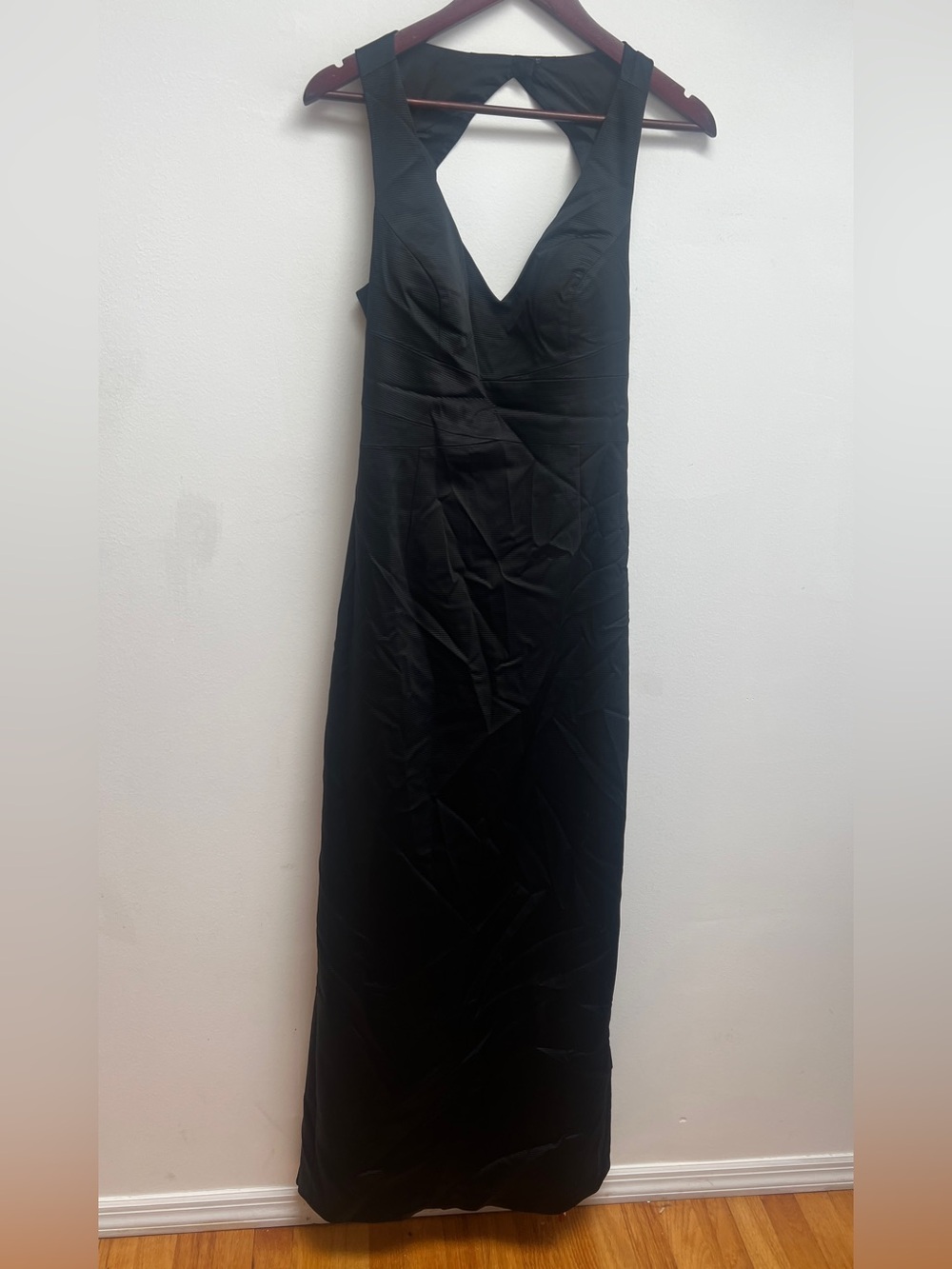 Adrianna Papell Women’s Black V Neck Draped Cutout Back Formal Maxi Gown 12